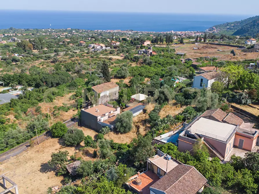 Immagine 47 di Rustico / casale in vendita  in Via Castelnuovo Don Bosco 32 a Acireale