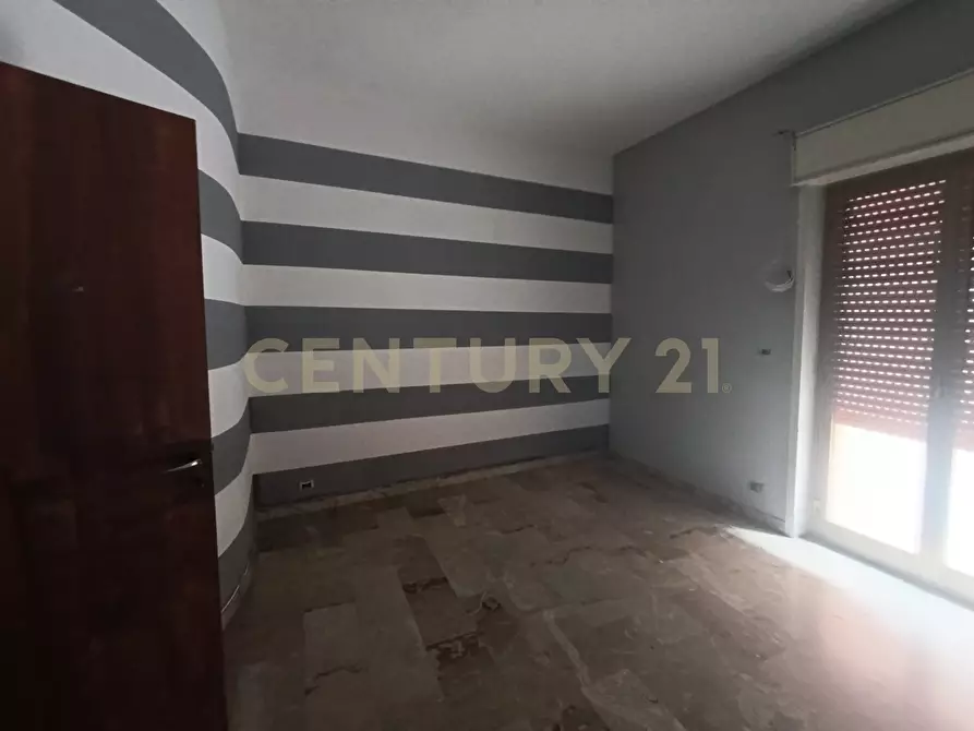 Immagine 12 di Pentalocale in vendita  in Via Nicola Coviello 158 a Biancavilla