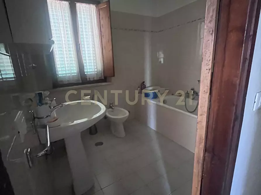 Immagine 17 di Casa bifamiliare in vendita  in Località Poggio Murella 120 a Manciano