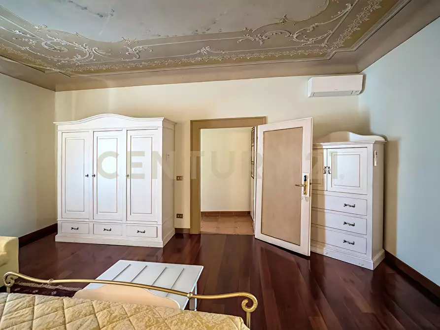 Immagine 11 di Villa in vendita  in Via Adige 25 a Brentino Belluno