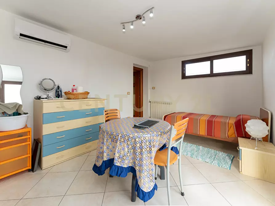 Immagine 14 di Appartamento in vendita  in Via dei Lillà 1 a Valverde