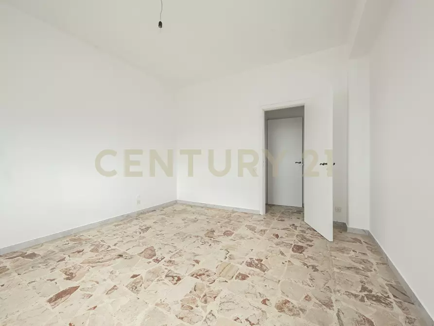 Immagine 19 di Quadrilocale in vendita  in Via Luigi Capuana 42 a Tremestieri Etneo