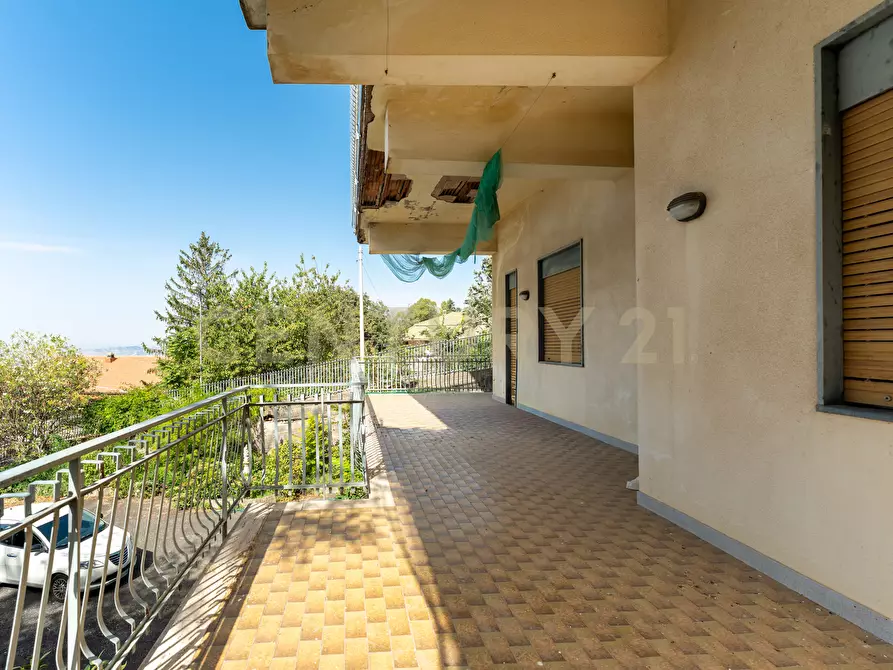 Immagine 79 di Villa in vendita  in Via Madonna del Carmelo 19 a Ragalna