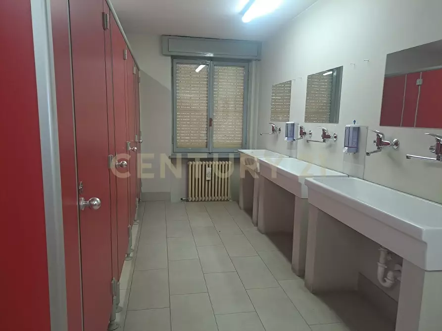 Immagine 9 di Locale commerciale in affitto  in Via Galileo Galilei 3 a Verona