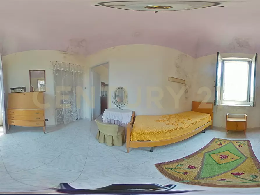 Immagine 53 di Villa in vendita  in Piazza F. M. Scuderi 7 a Viagrande