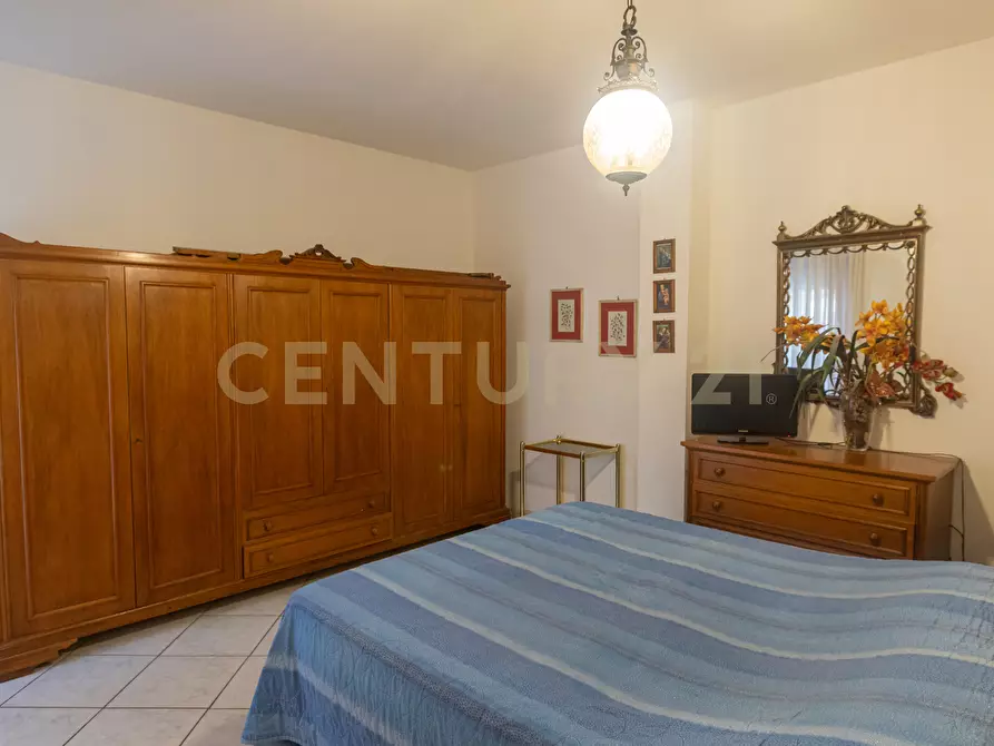 Immagine 15 di Quadrilocale in vendita  in Via Bartoli 5 a Follonica