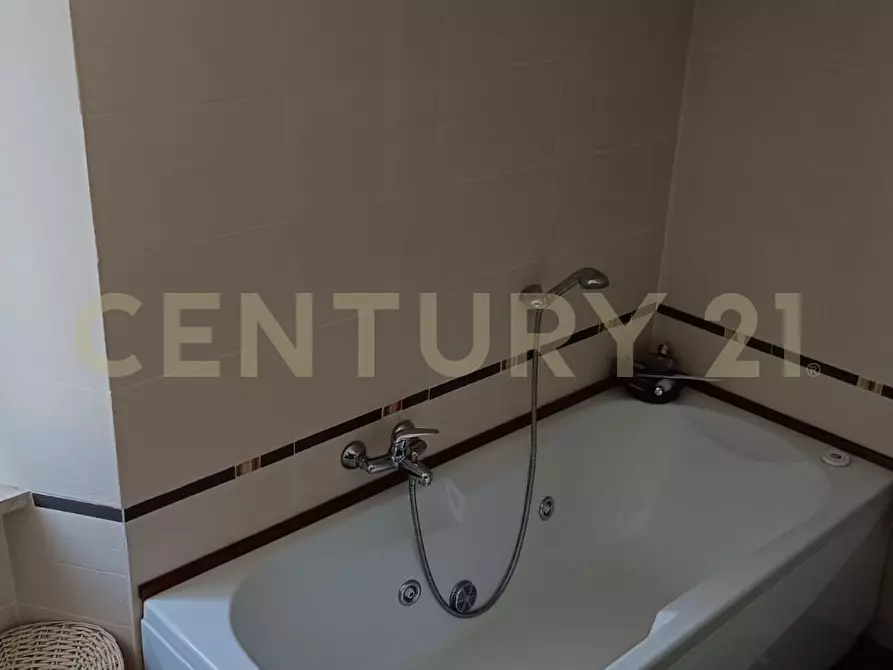 Immagine 38 di Rustico / casale in vendita  a Manciano