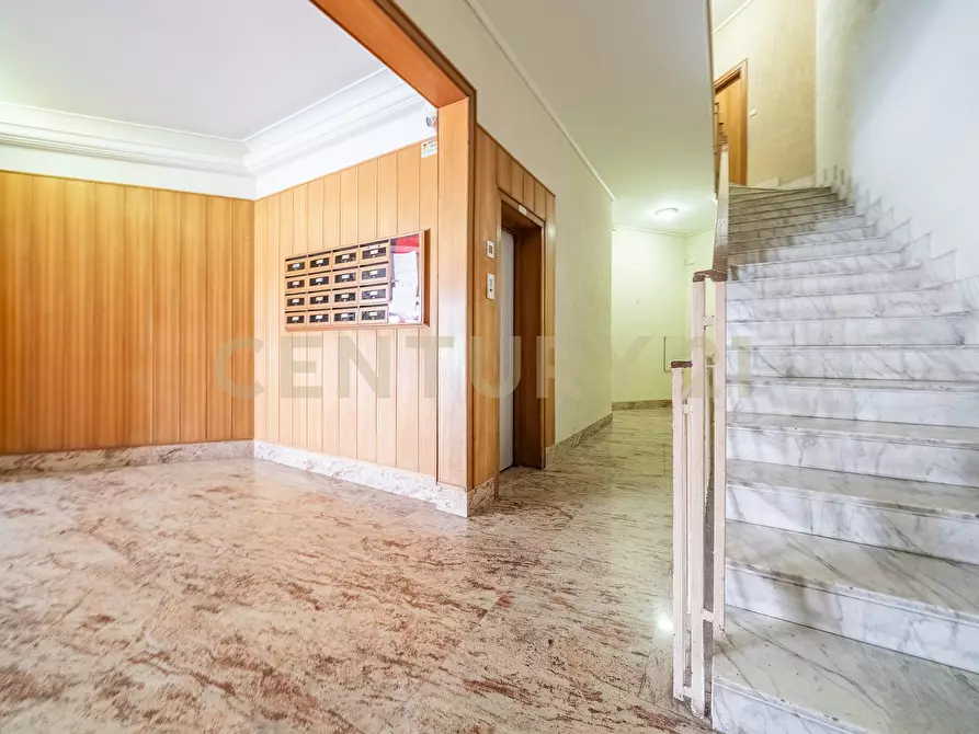Immagine 83 di Trilocale in vendita  in Via Carlo Dossi 80 a Roma