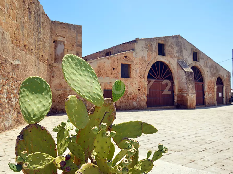 Immagine 64 di Casa indipendente in vendita  in VIALE ROSANNA a Noto