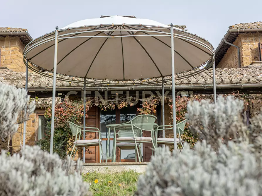 Immagine 31 di Villa in vendita  in Località Campo Rotondo snc a Capranica