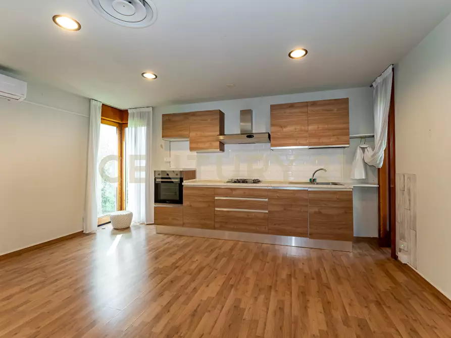 Immagine 40 di Villa in vendita  in Via dei Maceratoi 4 a Acireale