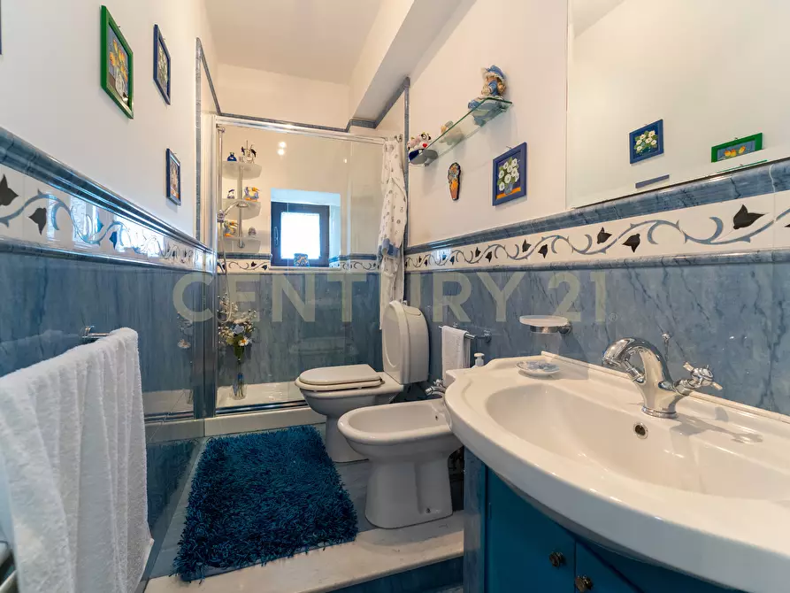 Immagine 37 di Appartamento in vendita  in Via Stazione 12 a Aci Castello