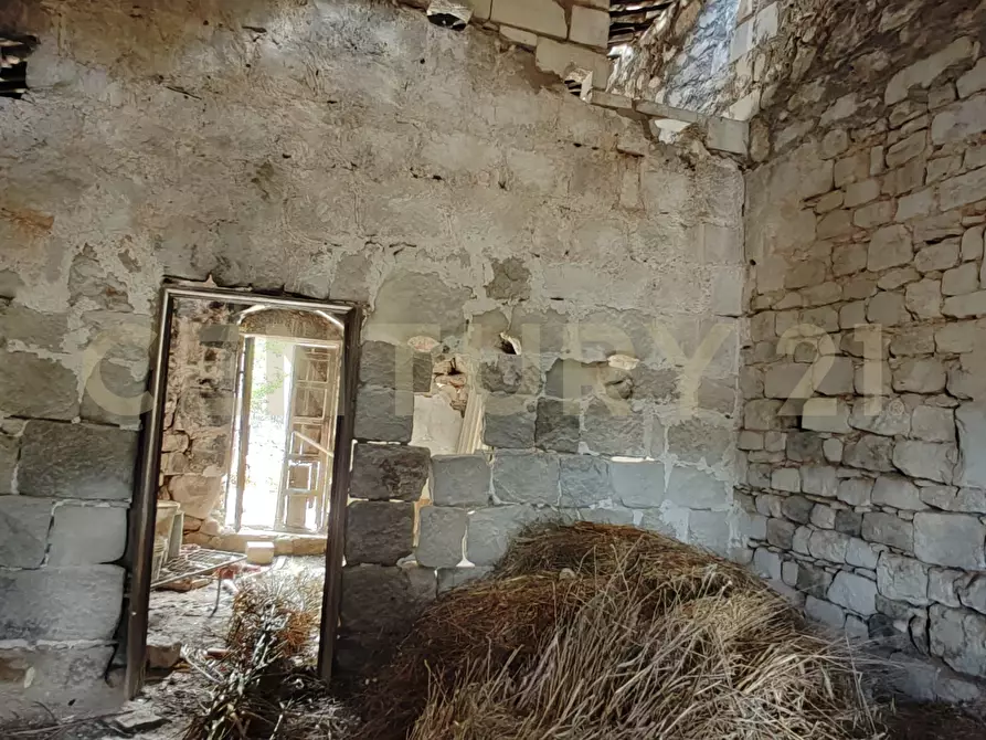 Immagine 15 di Villa in vendita  in SS115, km 323 a Ragusa