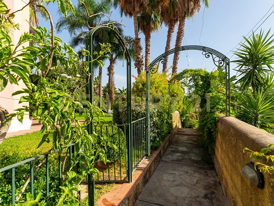 Immagine 6 di Villa in vendita  in Contrada Arcile a Augusta
