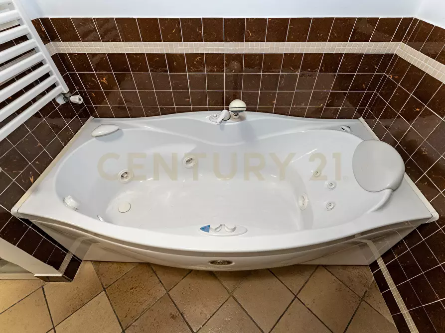 Immagine 44 di Villa in vendita  a Augusta