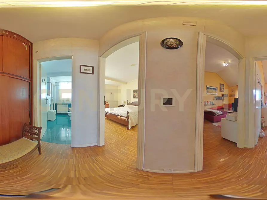 Immagine 112 di Casa semindipendente in vendita  in Via G. Leopardi 1 a Sant'agata Li Battiati