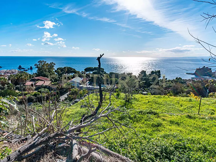 Immagine 26 di Terreno agricolo in vendita  in Via Vampolieri a Aci Castello