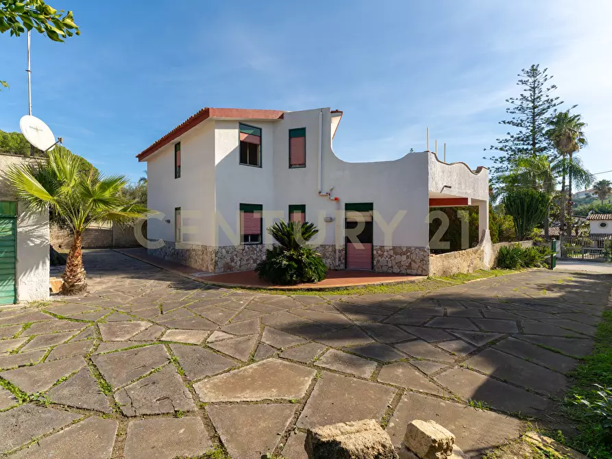 Immagine 1 di Casa indipendente in vendita  in via delle azalee 4 a Augusta