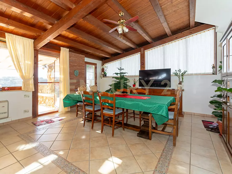 Immagine 17 di Villa in vendita  in Via Gela 95 a Caltagirone