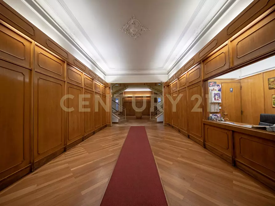 Immagine 38 di Trilocale in vendita  in Via Bevagna 56 a Roma