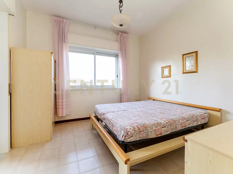 Immagine 26 di Bilocale in vendita  in Via Porticato 17 a Giardini-Naxos