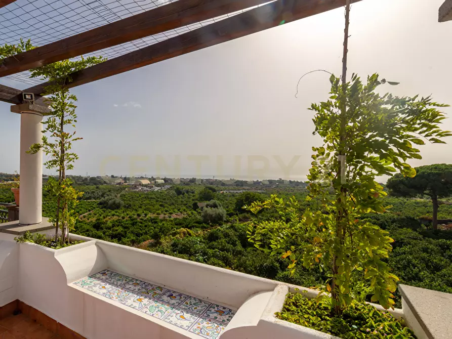 Immagine 8 di Villa in vendita  in Via Brinzio 20 a Aci Catena