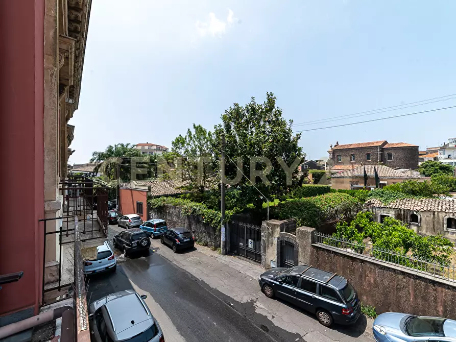 Immagine 49 di Villa in vendita  in Via Scalilla 42 a Catania