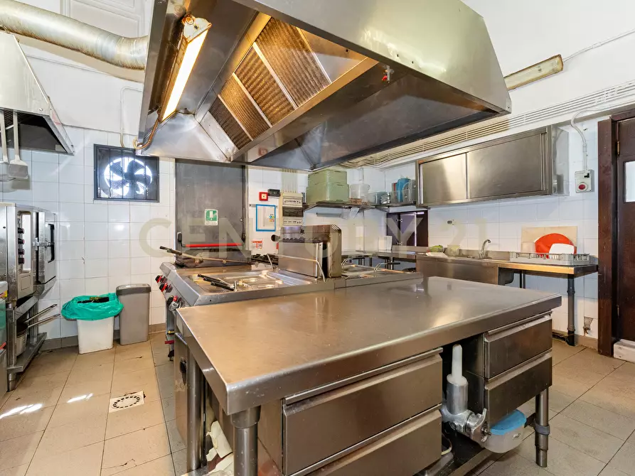 Immagine 22 di Casa indipendente in vendita  in Via Giuseppe Garibaldi 68-70-72 a Nicolosi