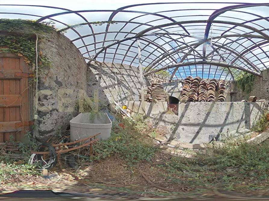 Immagine 57 di Villa in vendita  in Via Grazia Deledda 28 a Santa Venerina