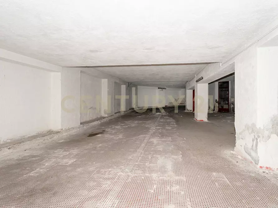Immagine 31 di Garage in vendita  in Via Giacomo Leopardi 119 a Catania
