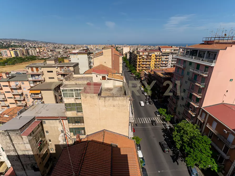 Immagine 12 di Attico in vendita  in Viale Mario Rapisardi 314 a Catania
