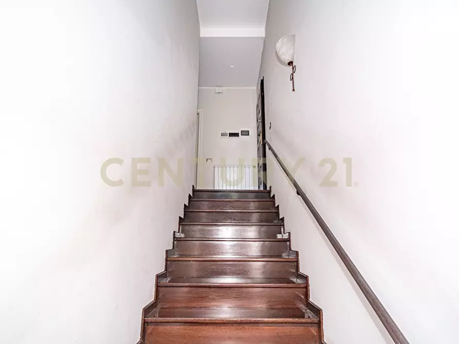 Immagine 19 di Villa in vendita  in Via Fisichelli a San Giovanni La Punta