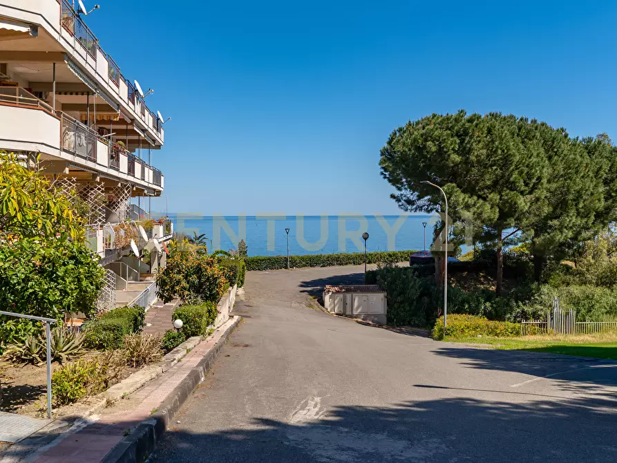 Immagine 5 di Bilocale in vendita  in Contrada Sillemi a Letojanni