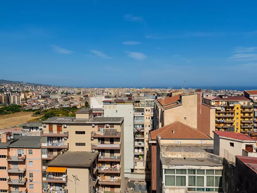 Immagine 56 di Attico in vendita  in Viale Mario Rapisardi 314 a Catania