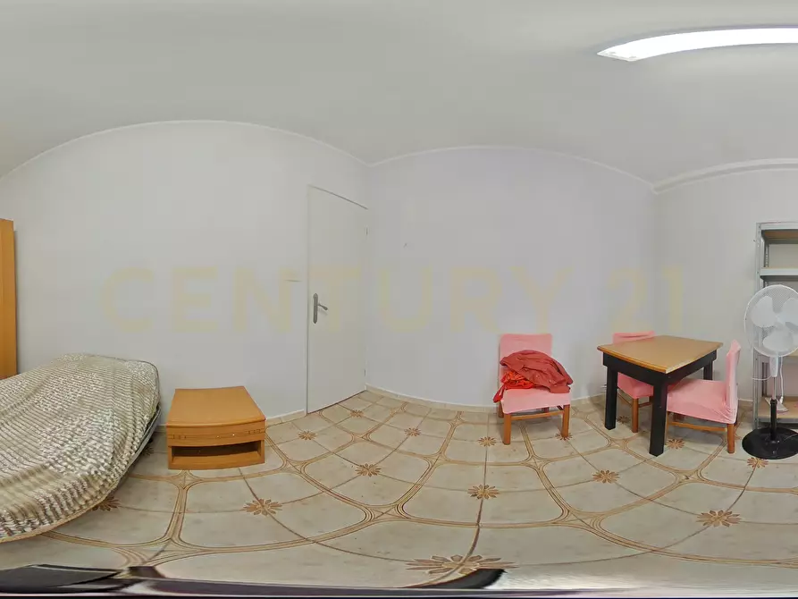 Immagine 46 di Quadrilocale in vendita  in Via Federico Confalonieri 9 a Catania