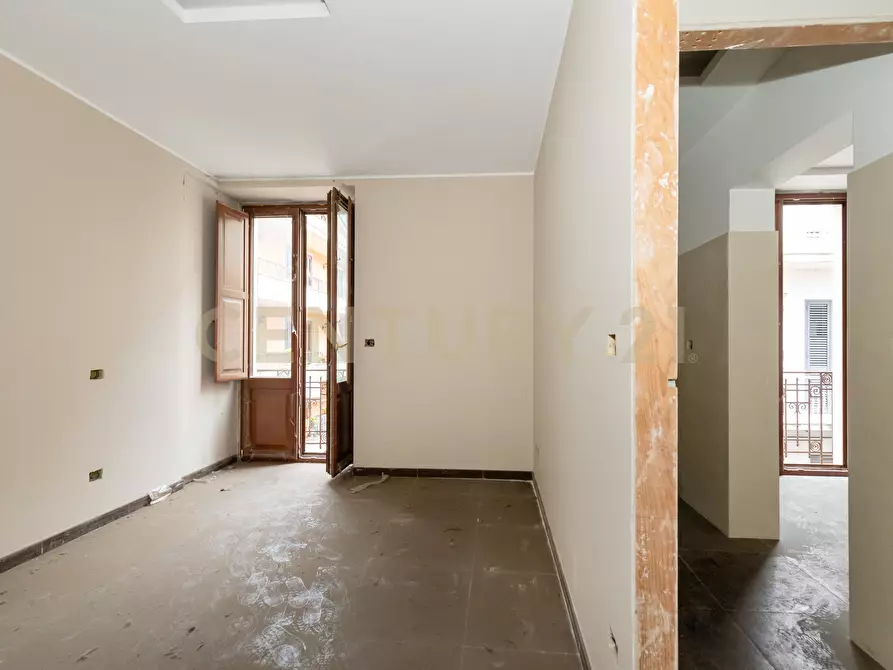 Immagine 27 di Pentalocale in vendita  in Via Lorenzo Maddem 67 a Acireale