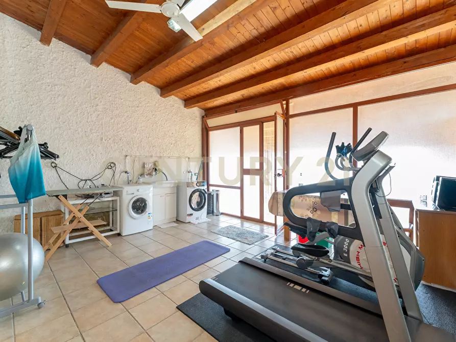 Immagine 45 di Villa in vendita  in Via Gela 95 a Caltagirone