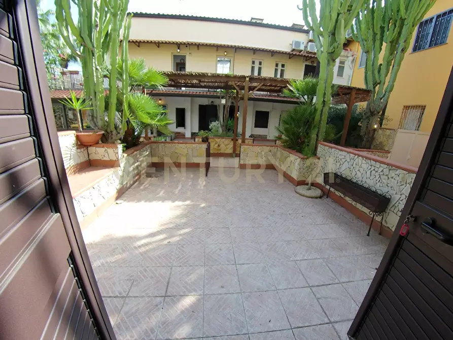 Immagine 10 di Villa in vendita  in Via Livorno 97 a Aci Castello