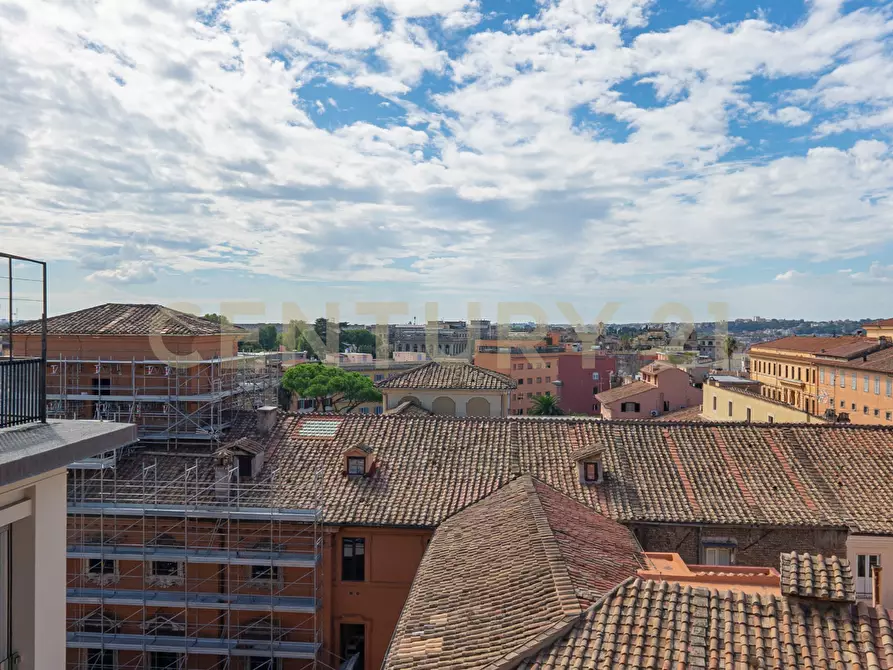 Immagine 3 di Attico in vendita  in Via dell'Olmata 30 a Roma