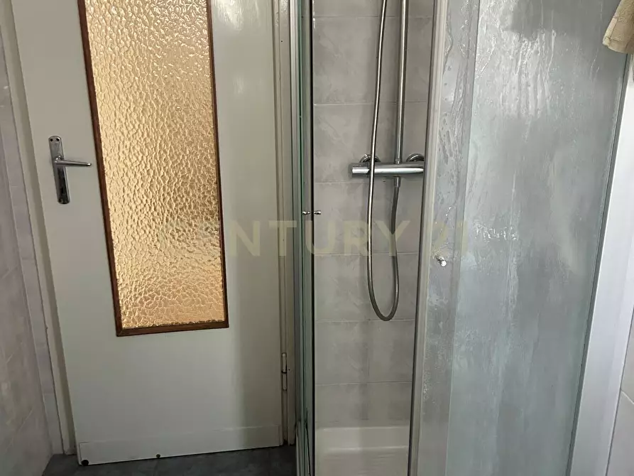Immagine 18 di Trilocale in vendita  in Via Pier Fortunato Calvi 49 a Verona