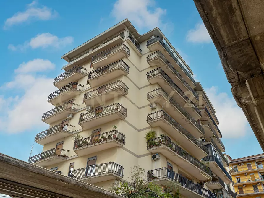 Immagine 25 di Attico in vendita  in Via Vincenzo Giuffrida 203 a Catania