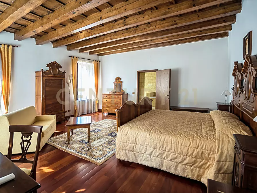 Immagine 101 di Villa in vendita  in Via Adige 25 a Brentino Belluno