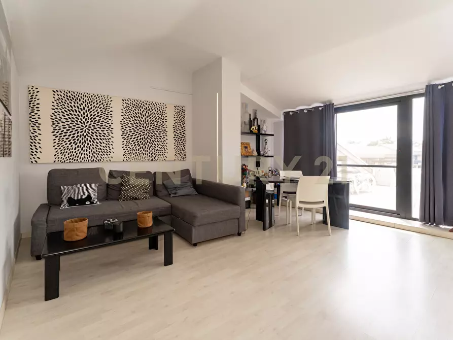 Immagine 69 di Quadrilocale in vendita  in Viale Giuseppe Lainò 7 a Catania