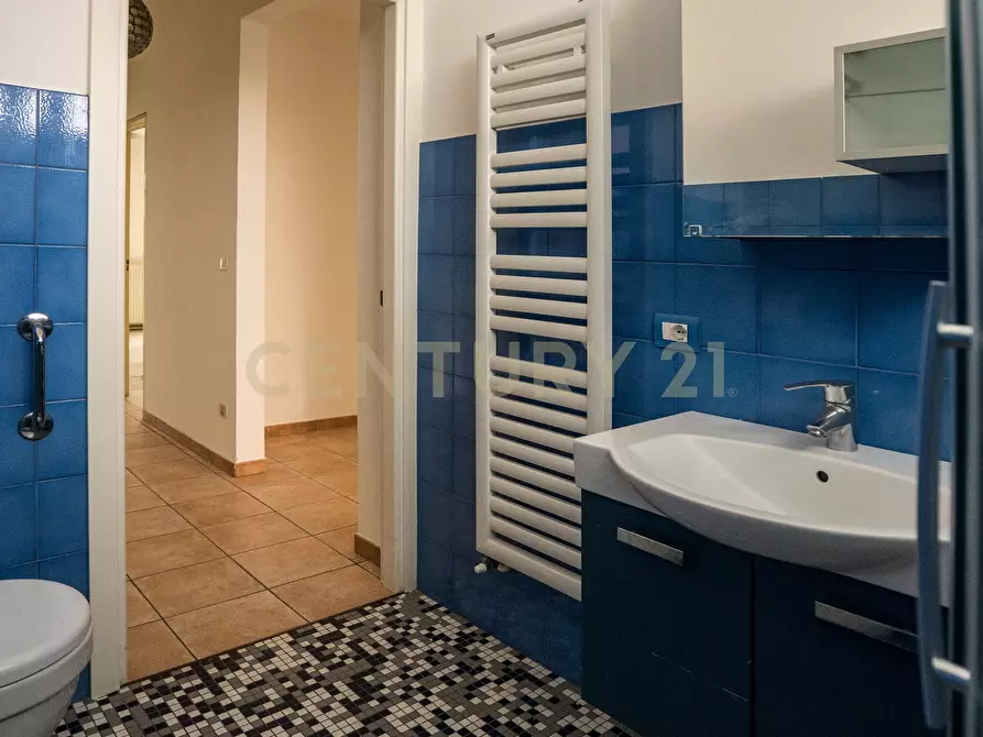 Immagine 44 di Pentalocale in vendita  in Via Umberto Maddalena 1 a Verona