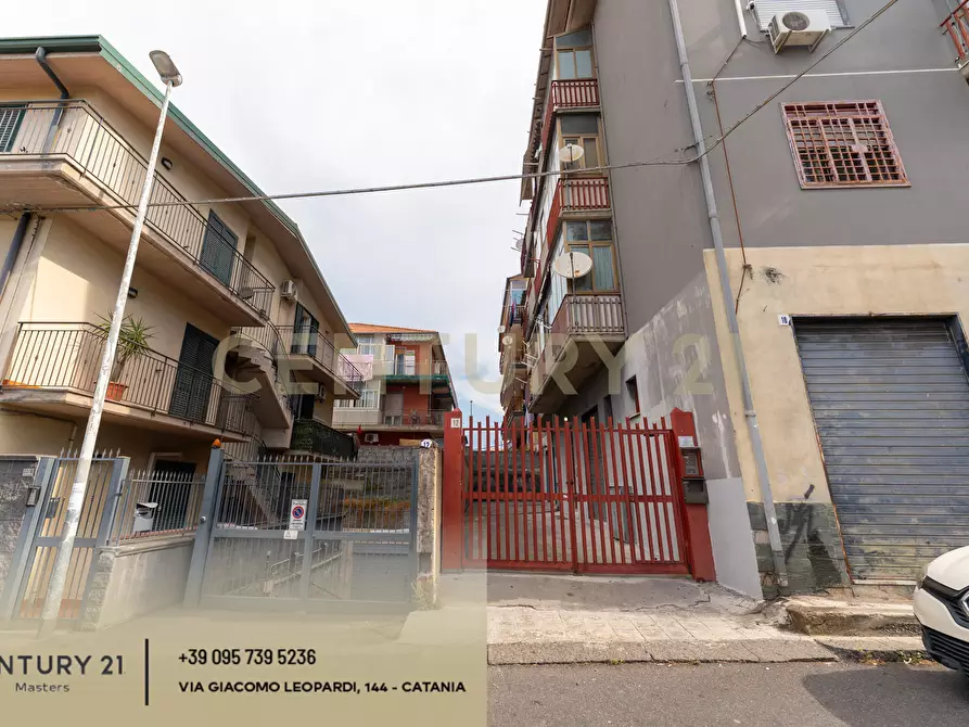 Immagine 28 di Appartamento in vendita  in Via Italo Svevo 12 a Catania