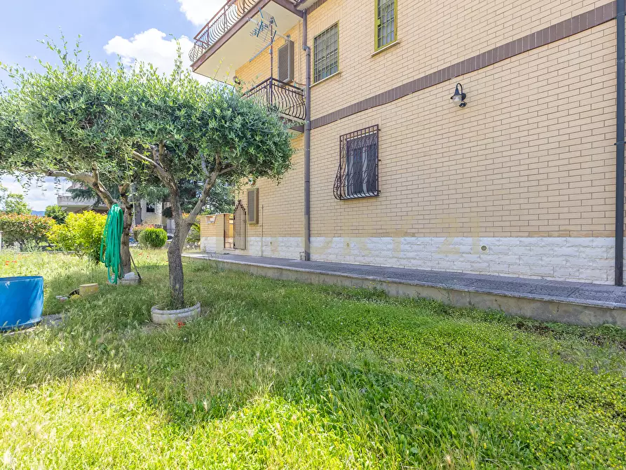 Immagine 45 di Trilocale in vendita  in Via Francavilla Fontana 37 a Roma