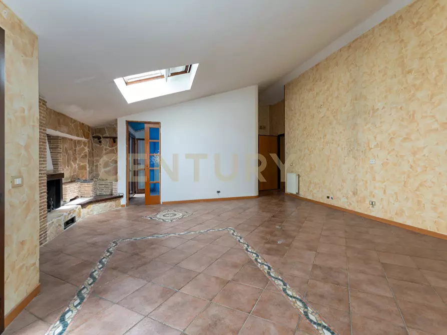 Immagine 23 di Quadrilocale in vendita  in Via Macello 86 a San Giovanni La Punta