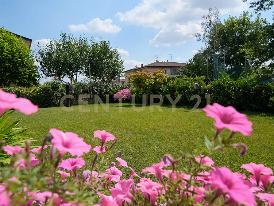 Immagine 7 di Villa in vendita  in Via Adige 11 a Montecchia Di Crosara