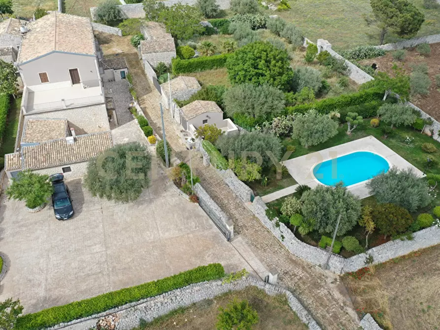 Immagine 15 di Villa in vendita  in Via Passo Parrino 19 a Modica