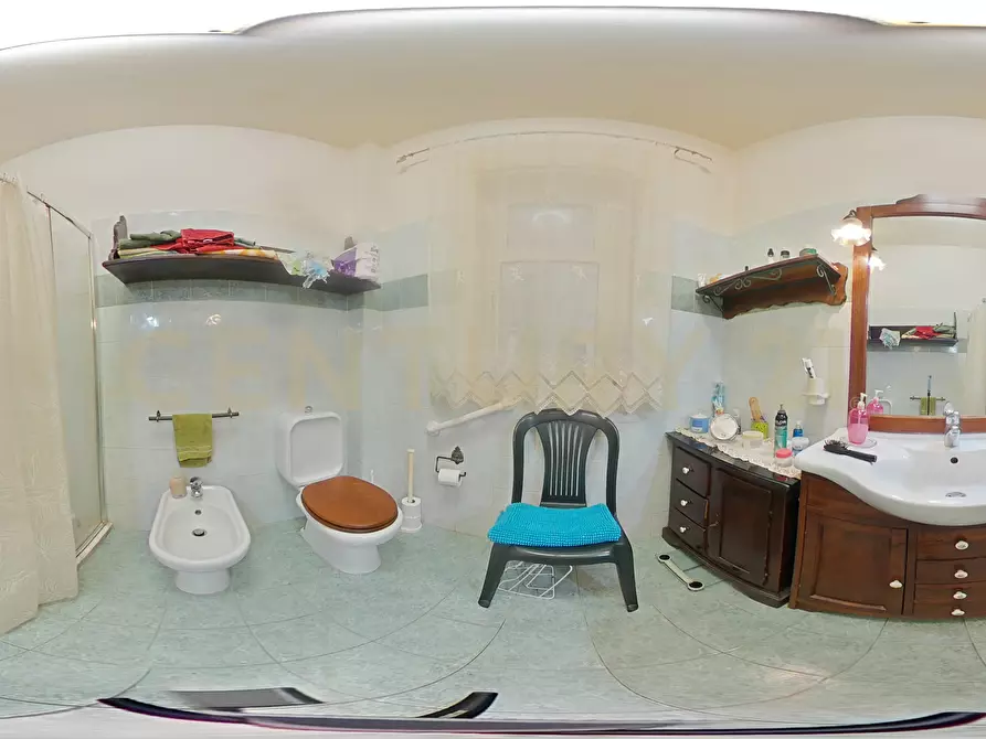 Immagine 45 di Trilocale in vendita  in Via Caduti del Lavoro 2 a Gravina Di Catania